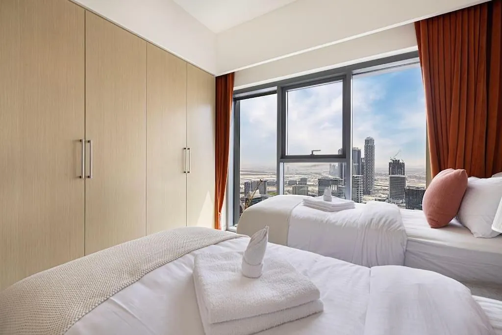 Lux Apartment - Super High Floor I 1 Min Dubai Mall