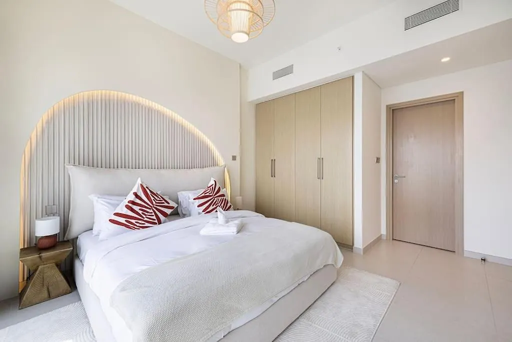 Lux Apartment - Super High Floor I 1 Min Dubai Mall