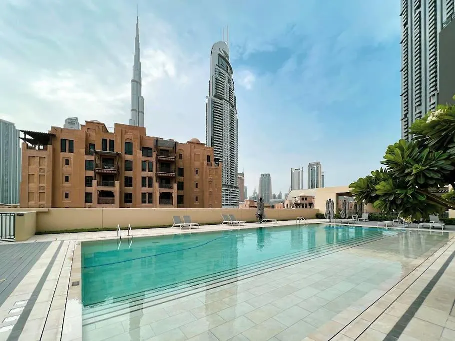 Lux Apartment - Super High Floor I 1 Min Dubai Mall