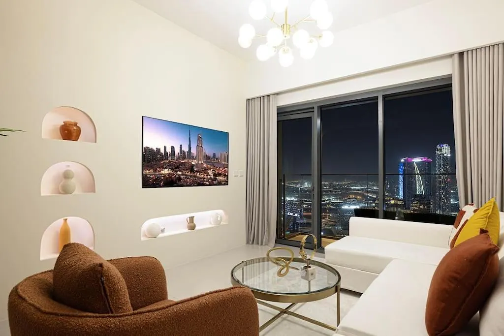 Lux Apartment - Super High Floor I 1 Min Dubai Mall