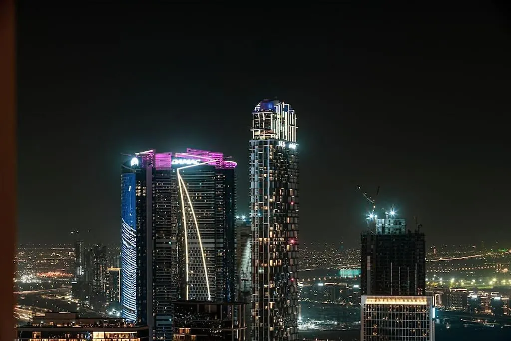 Lux Apartment - Super High Floor I 1 Min Dubai Mall