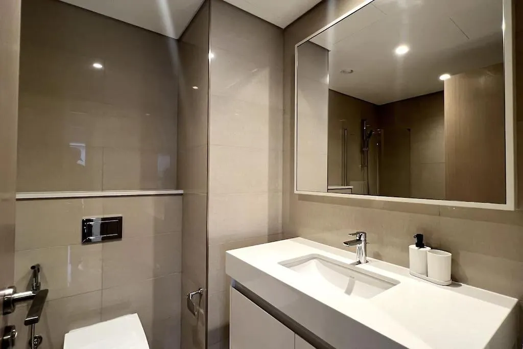 Lux Apartment - Super High Floor I 1 Min Dubai Mall United Arab Emirates