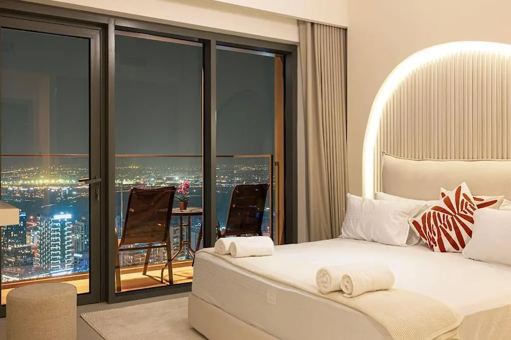Lux Apartment - Super High Floor I 1 Min Dubai Mall